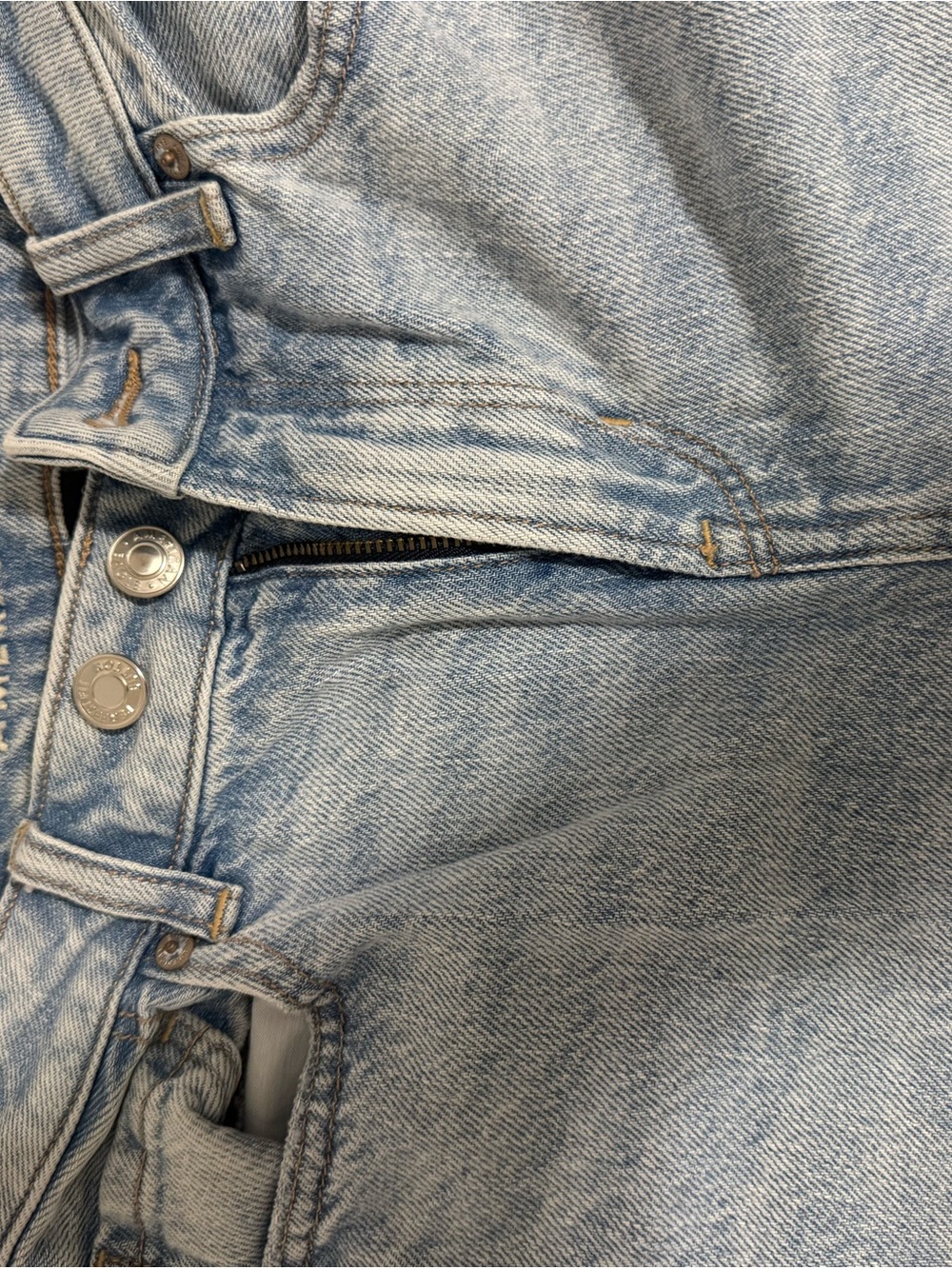 American Eagle Strigid Mom Jean - Picture 4 of 5